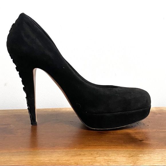 Authentic MIU MIU Black Suede Pumps 39  - Picture 6 of 11